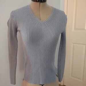 Gap - XS Powder Blue V-Neck Sweater (Stretch)